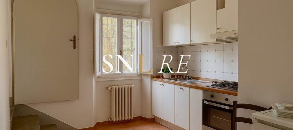 3 bedrooms Villa in Florence, Italy No. 296943 4