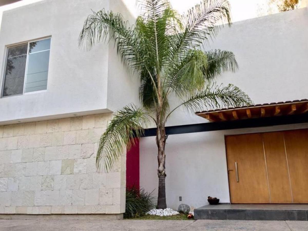 4 bedrooms House in Queretaro, Mexico No. 151135