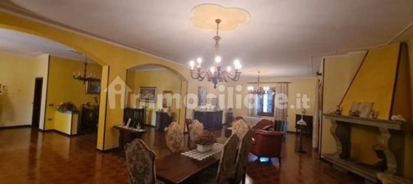 5 bedrooms Villa in Erbusco, Italy No. 258089 6