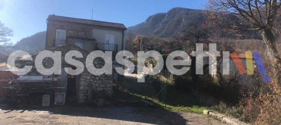 2-Zimmer Haus in Castelvetere sul Calore, Italy, Nr. 381141 8