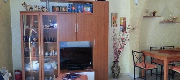 2 rooms Apartment in Isernia, Italy No. 169767 4