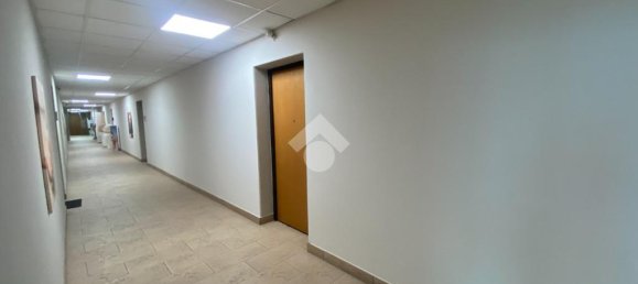 1 room Office in Castiglione delle Stiviere, Italy No. 142128 22