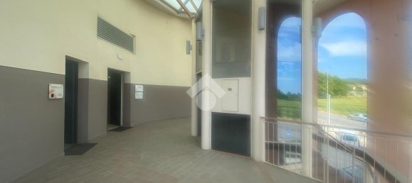 1 room Office in Castiglione delle Stiviere, Italy No. 142128 15