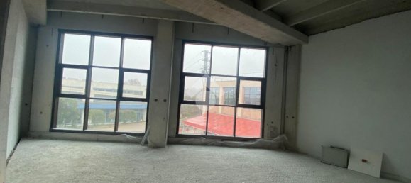 1 room Office in Castiglione delle Stiviere, Italy No. 142128 28