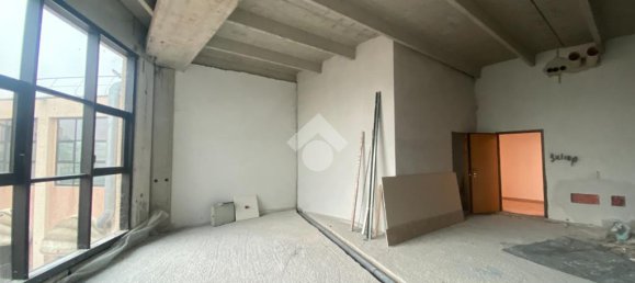 1 room Office in Castiglione delle Stiviere, Italy No. 142128 20