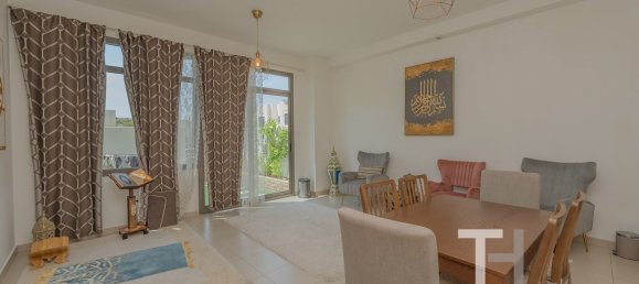 4 bedrooms Townhouse in Town Square, UAE No. 28601 4