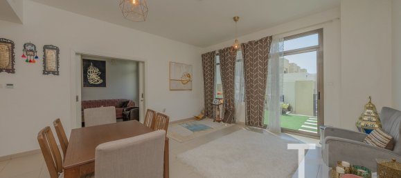 4 bedrooms Townhouse in Town Square, UAE No. 28601 7