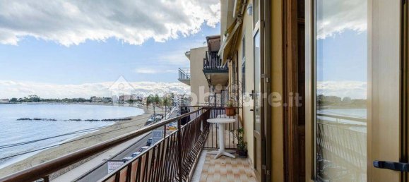 2 غرف نوم شقة في Giardini-Naxos, Italy رقم 285986 2