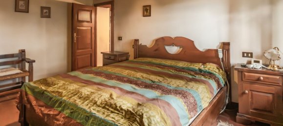 5 غرف نوم فيلا في Uzzano, Italy رقم 339465 2