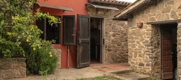 5 غرف نوم فيلا في Uzzano, Italy رقم 339465 29