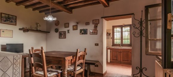 5 غرف نوم فيلا في Uzzano, Italy رقم 339465 20