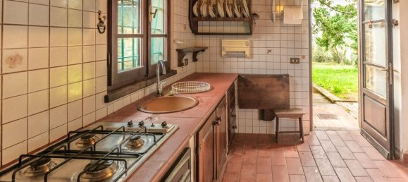 5 غرف نوم فيلا في Uzzano, Italy رقم 339465 4