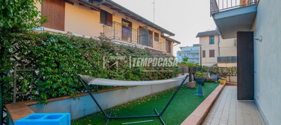 3 rooms Apartment in Cerro al Lambro, Italy No. 42608 7