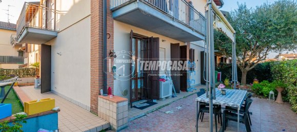 3 rooms Apartment in Cerro al Lambro, Italy No. 42608 9