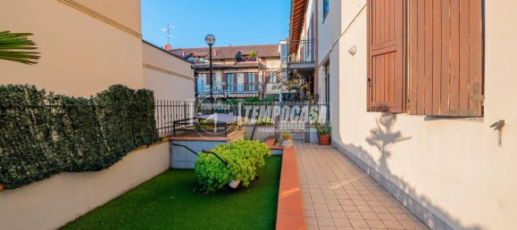 3 rooms Apartment in Cerro al Lambro, Italy No. 42608 11