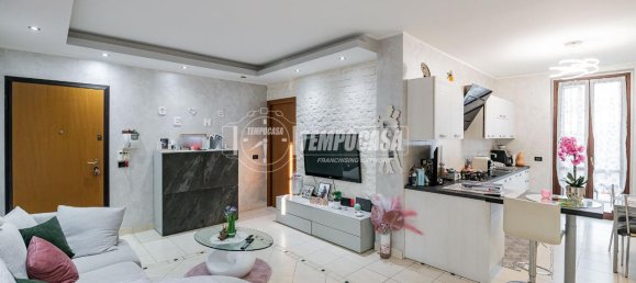 3 rooms Apartment in Cerro al Lambro, Italy No. 42608 16