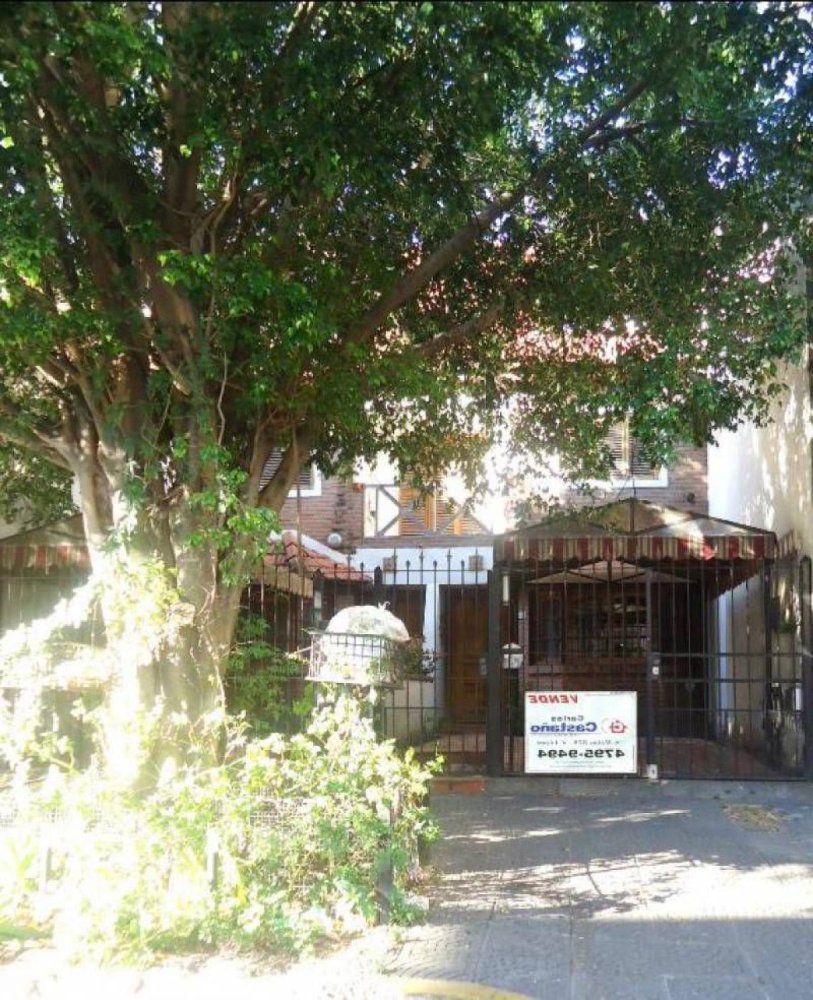 3 bedrooms House in Vicente Lopez, Argentina No. 55666