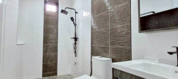 3 Schlafzimmer Haus in Pattaya, Thailand, Nr. 69939 11