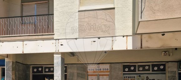 Gewerbliche Immobilie in Seixal, Portugal 60m², Nr. 222102 7