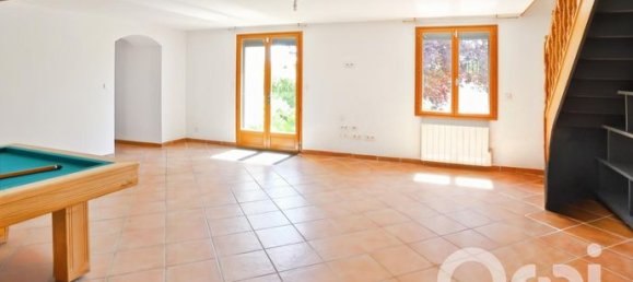 4 bedrooms House in Gisors, France No. 310202 8