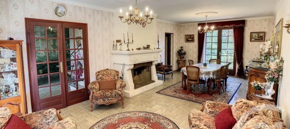 4 bedrooms House in Romorantin-Lanthenay, France No. 97353 3