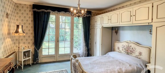 4 bedrooms House in Romorantin-Lanthenay, France No. 97353 9