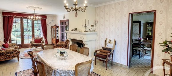 4 bedrooms House in Romorantin-Lanthenay, France No. 97353 6