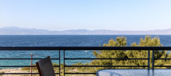 Propiedad comercial de 12 dormitorios en Malesina, Greece No. 4866 17