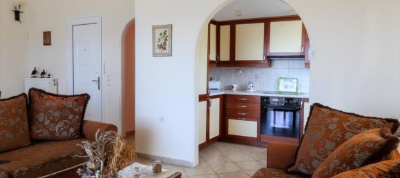 Propiedad comercial de 12 dormitorios en Malesina, Greece No. 4866 10