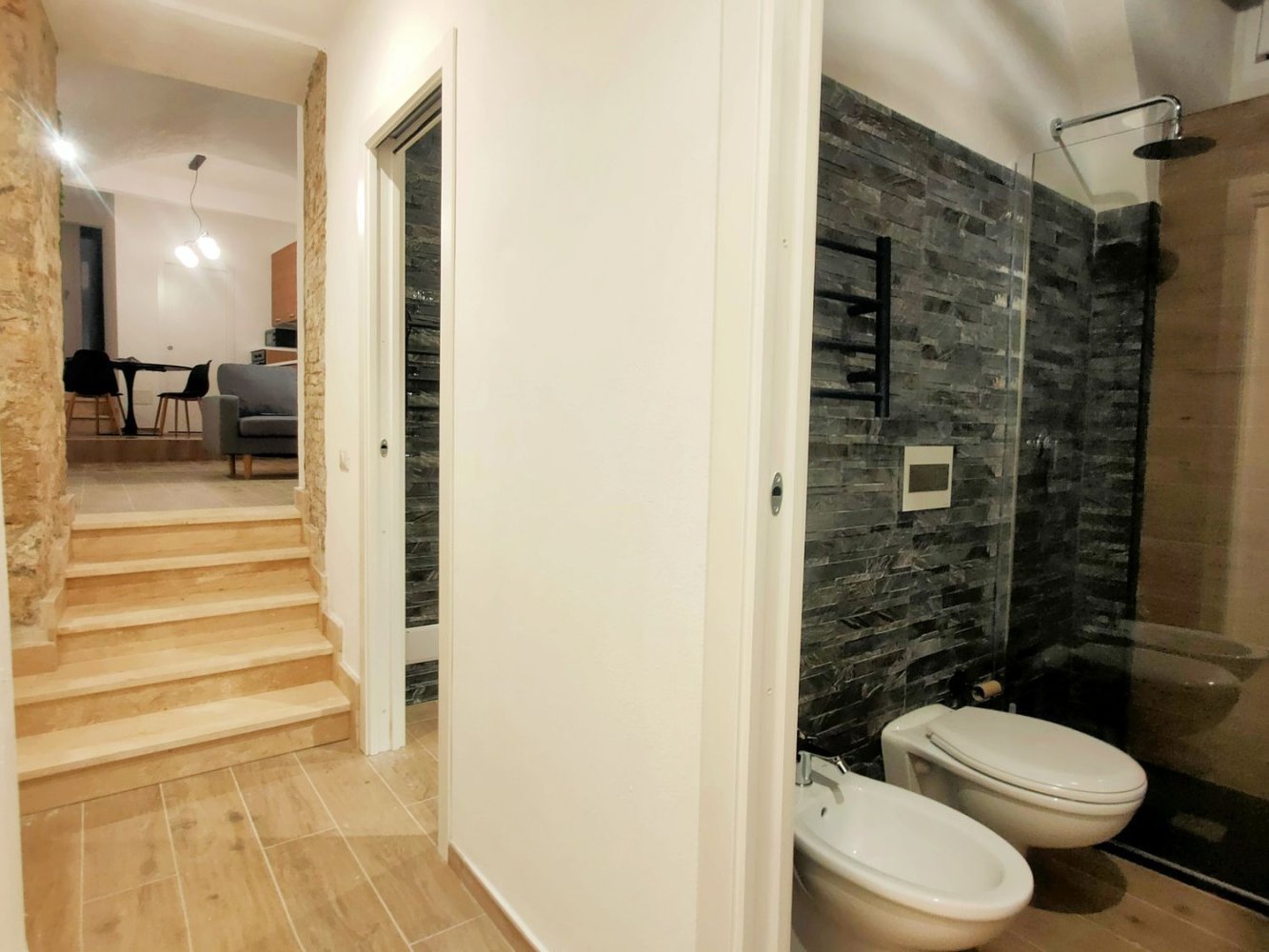 4-Zimmer Wohnung in Cagliari, Italy, Nr. 251047