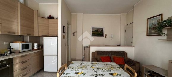 2 bedrooms Apartment in Bussero, Italy No. 378866 4