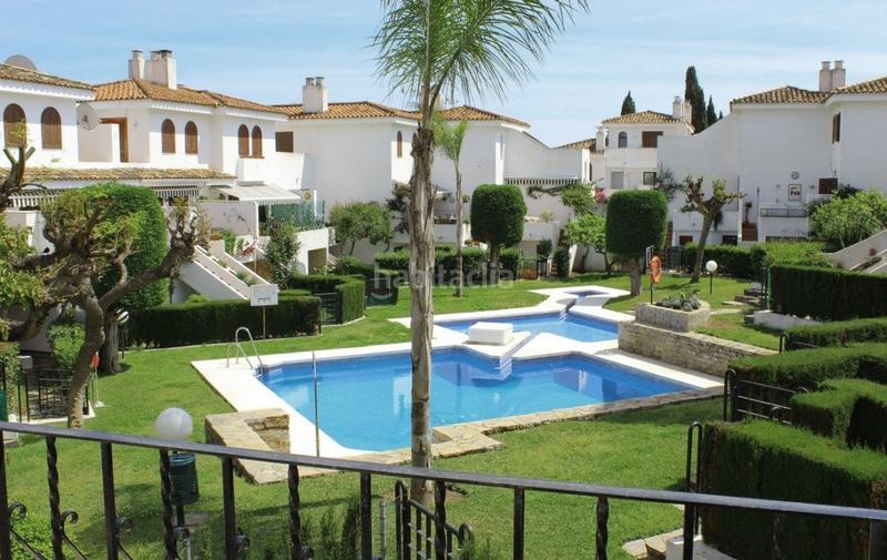 3 bedrooms Townhouse in Estepona, Spain No. 33166