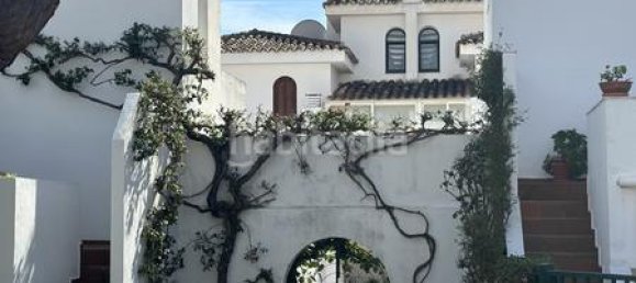 3 bedrooms Townhouse in Estepona, Spain No. 33166 38