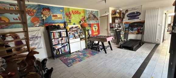 6 bedrooms House in Fechain, France No. 158793 24