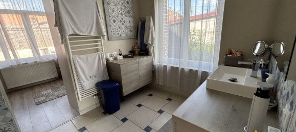 6 bedrooms House in Fechain, France No. 158793 41