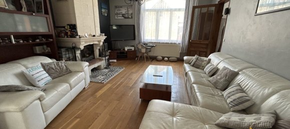 6 bedrooms House in Fechain, France No. 158793 35