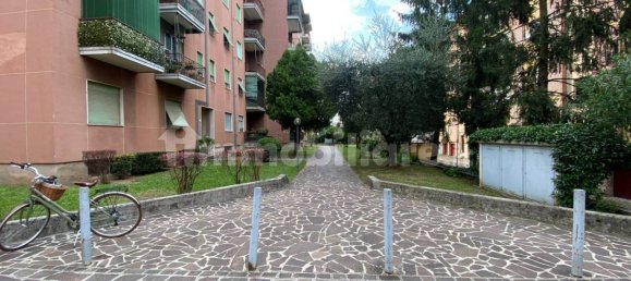 Apartamento de 3 dormitorios en Brescia, Italy No. 291672 4