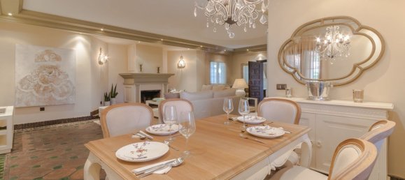 4 bedrooms Villa in Marbella, Spain No. 52960 6