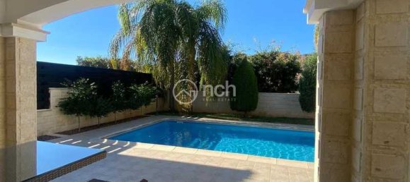 Villa de 3 dormitorios en Agios Tychonas, Cyprus No. 18947 15