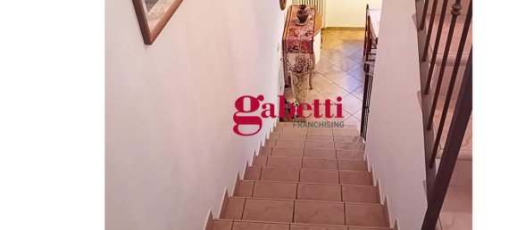 Casa de 3 divisões em Forlì, Italy N.º 9161 10