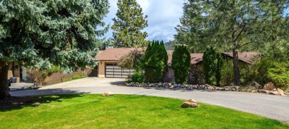 3 bedrooms House in British Columbia, Canada No. 1119 4