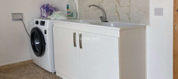 4 bedrooms House in Ghasri, Malta No. 5888 14