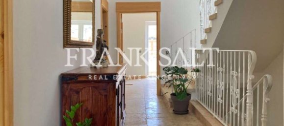 4 bedrooms House in Ghasri, Malta No. 5888 17