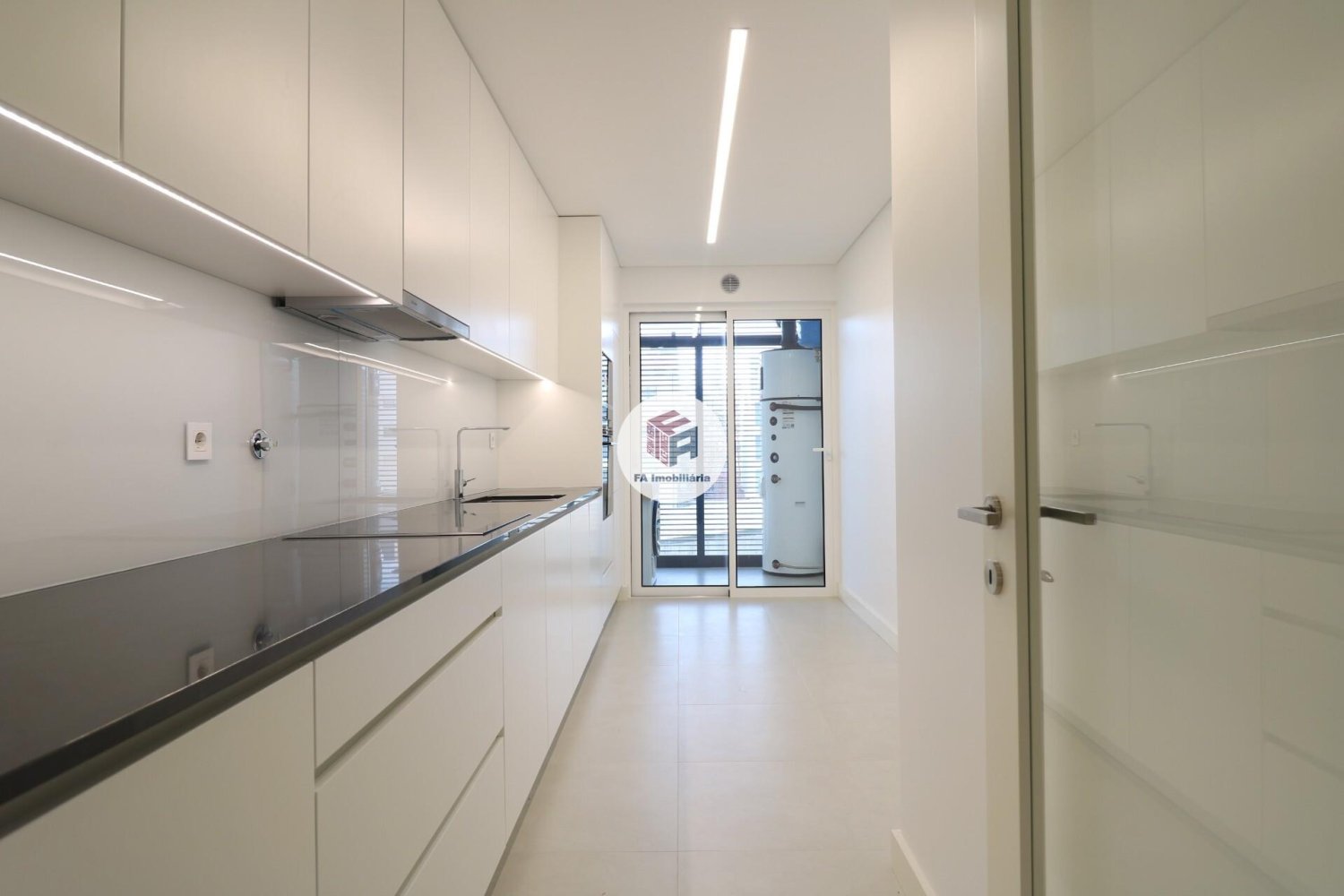 3 bedrooms Apartment in Matosinhos, Portugal No. 161695