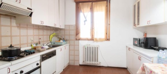 3 bedrooms Apartment in Carpi, Italy No. 346176 3