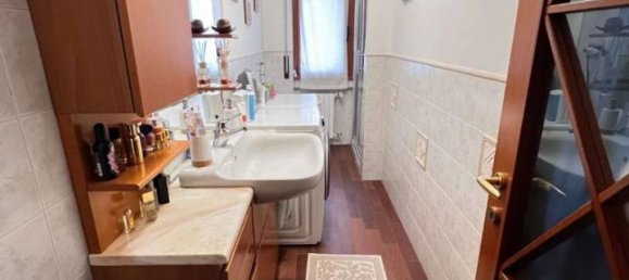 4 rooms Apartment in Trezzano sul Naviglio, Italy No. 34100 6