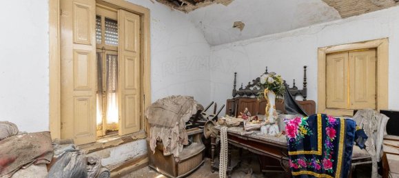 6 bedrooms House in Senhora da Hora, Portugal No. 21691 4