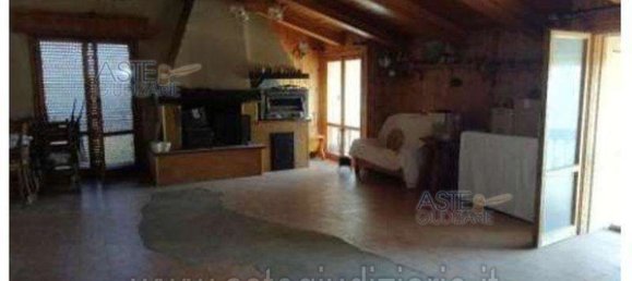 3 rooms Apartment in Montescudo Monte Colombo, Italy No. 12149 20