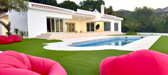 Villa de 3 dormitorios en Mijas, Spain No. 217841 2