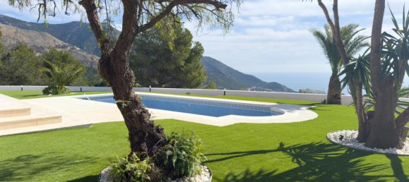 Villa de 3 dormitorios en Mijas, Spain No. 217841 24